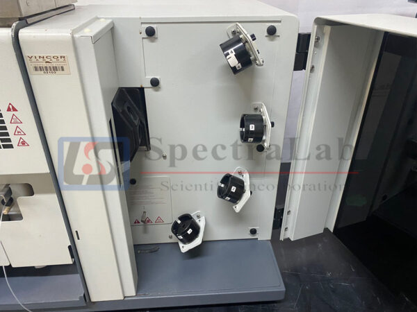 AA220a.jpg