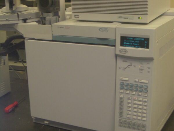 Agilent-6890-GC-controller-auto-injector-2_productimage_125_2.jpg