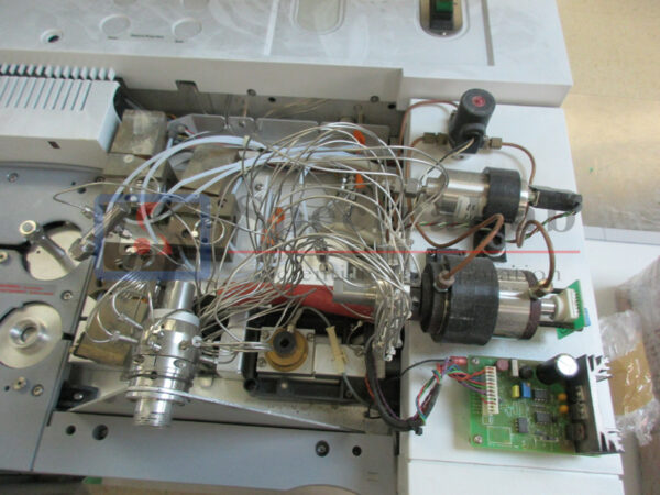 Agilent20689020GC20gas20chromatography20with20Surface20Measurement20System2010_productimage_2489_3.jpg