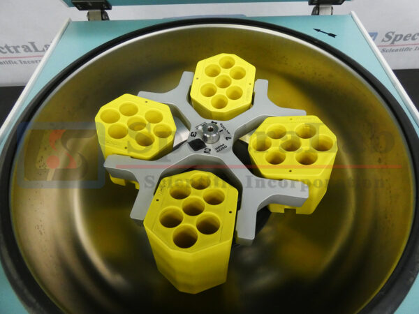 Hettich-Zentrifugen-RotoFix-32-Centrifuge-2.jpg