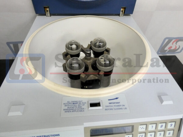 MSE-Mistral-1000-Benchtop-Centrifuge-2.jpg
