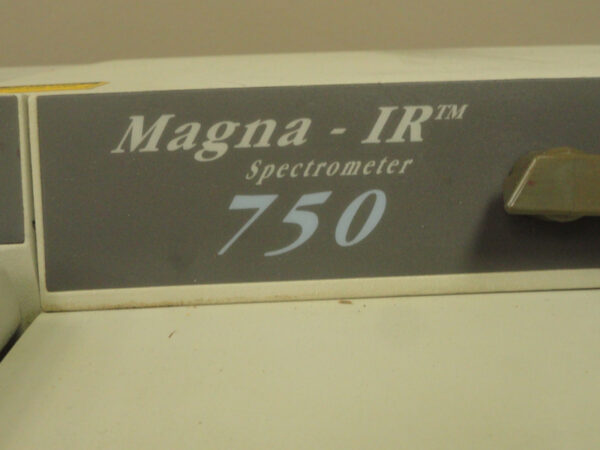 Magna20IR20spectrometer2075020c_productimage_2337_4.jpg