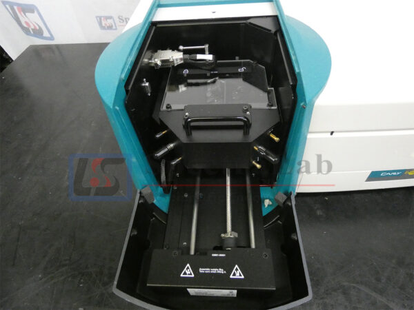 Varian-Cary-Inside.jpg