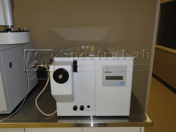 Varian201200L20Quadrupole20MS-2_productimage_1139_1.jpg