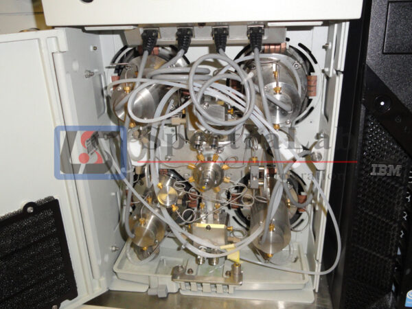 Waters20AutoPurification20System20with20Waters20299620PDA-3_productimage_1934_2.jpg
